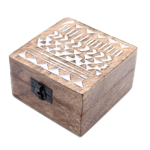 White Washed Wooden Box - 4x4 Aztec Design - Niche & Cosy 